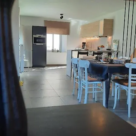 D'un Coin A L'autre Tatil Evi Nadrin